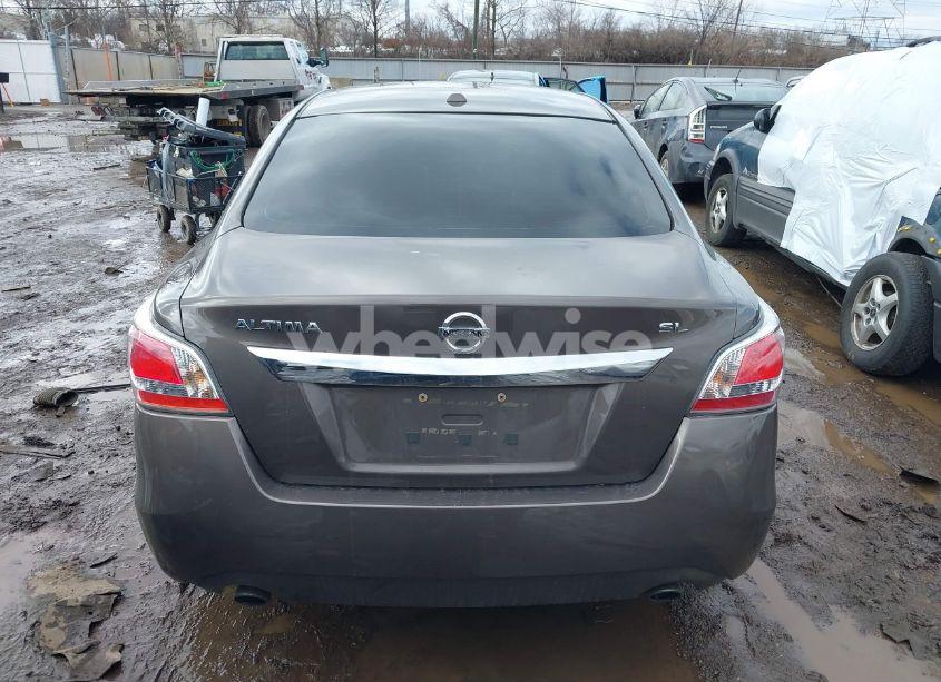 Photo 16 of 2015 Nissan Altima 2.5 SL (VIN 1N4AL3AP5FC116767)