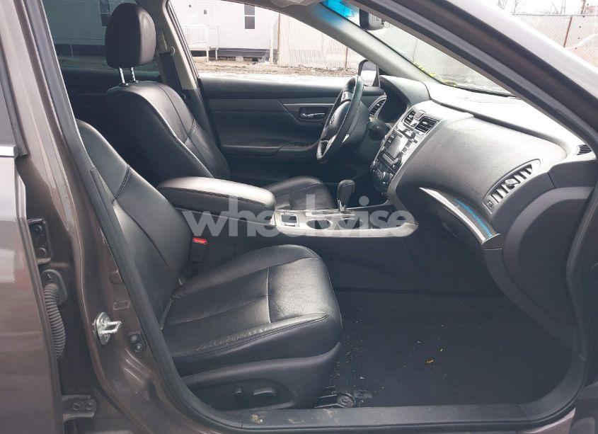 Photo 5 of 2015 Nissan Altima 2.5 SL (VIN 1N4AL3AP5FC116767)