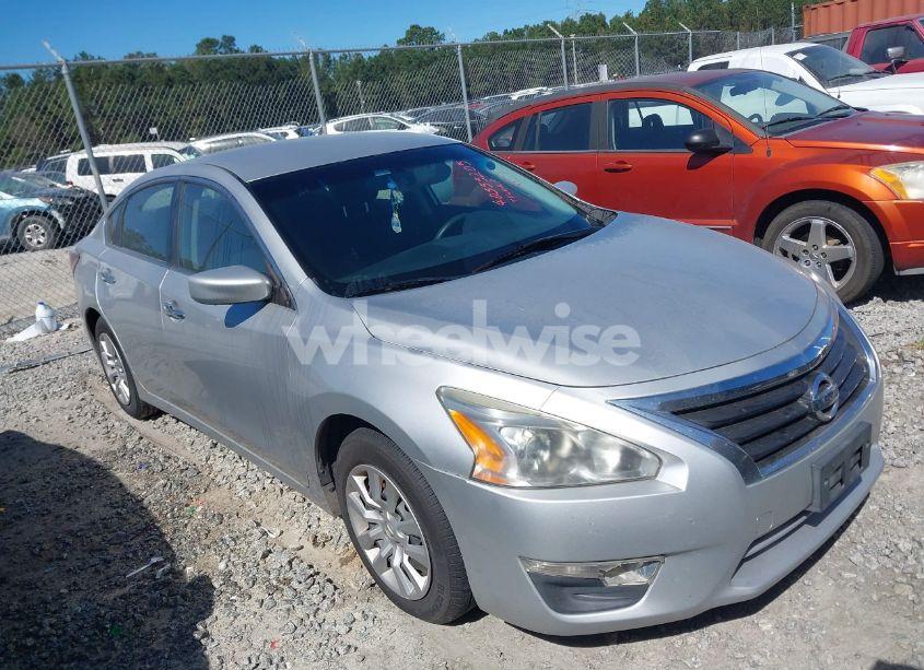 2015 Nissan Altima N/A (VIN 1N4AL3AP5FC121340) main photo