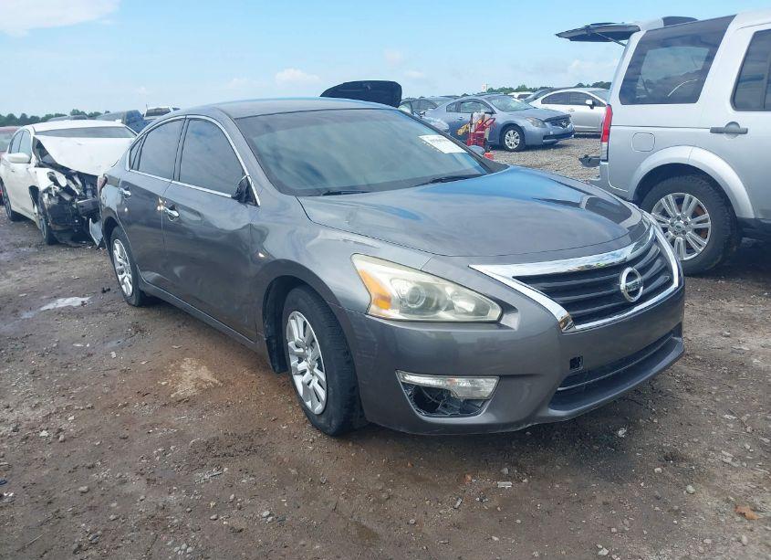 2015 Nissan Altima 2.5/2.5 S/2.5 SL/2.5 SV (VIN 1N4AL3AP5FC121497) main photo