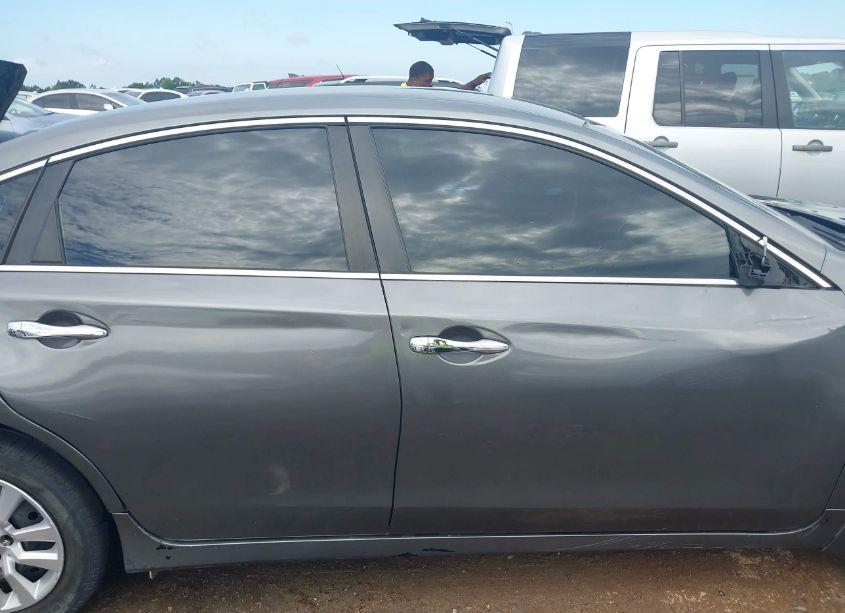 Photo 13 of 2015 Nissan Altima 2.5/2.5 S/2.5 SL/2.5 SV (VIN 1N4AL3AP5FC121497)