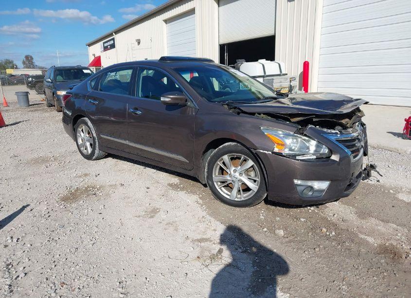 2015 Nissan Altima 2.5 SV (VIN 1N4AL3AP5FC125646) main photo