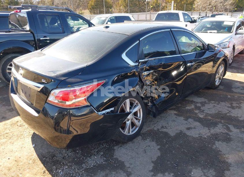 Photo 4 of 2015 Nissan Altima 2.5 SL (VIN 1N4AL3AP5FC129938)