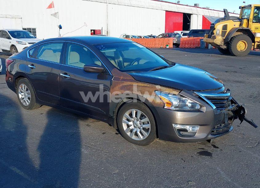 2015 Nissan Altima 2.5 S (VIN 1N4AL3AP5FC139630) main photo