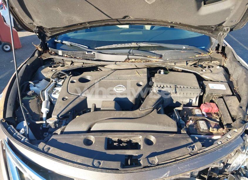 Photo 10 of 2015 Nissan Altima 2.5 S (VIN 1N4AL3AP5FC139630)