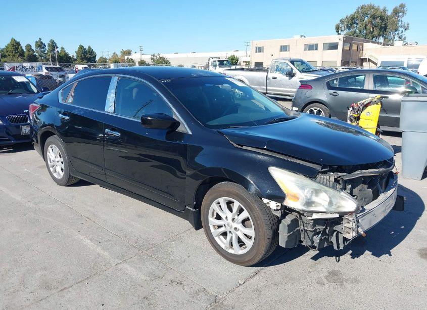 2015 Nissan Altima 2.5 S (VIN 1N4AL3AP5FC152281) main photo