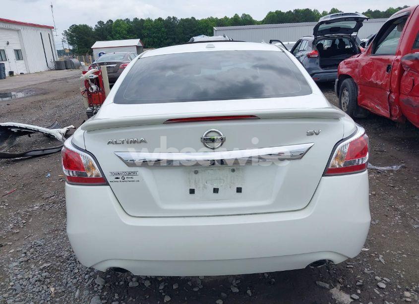 Photo 16 of 2015 Nissan Altima 2.5 SV (VIN 1N4AL3AP5FC165046)