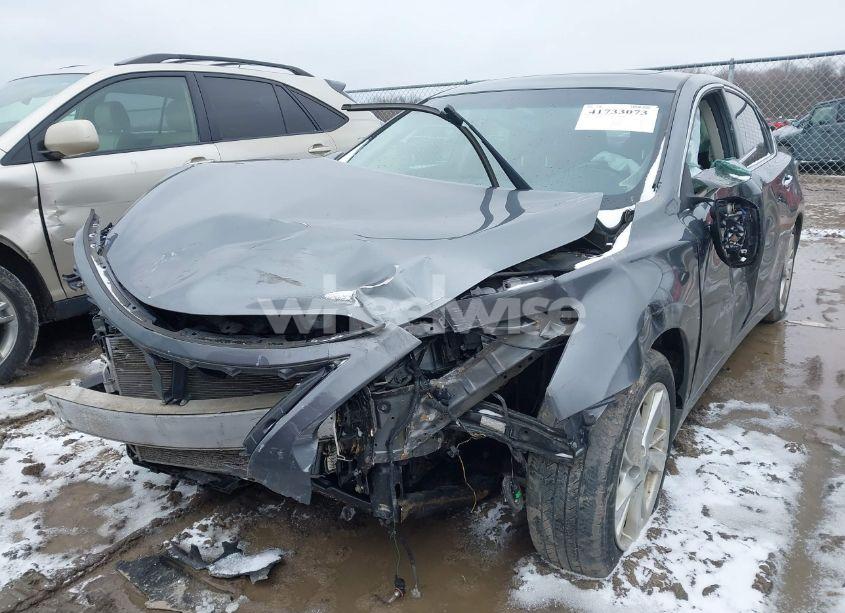 Photo 2 of 2015 Nissan Altima 2.5 SV (VIN 1N4AL3AP5FC175365)