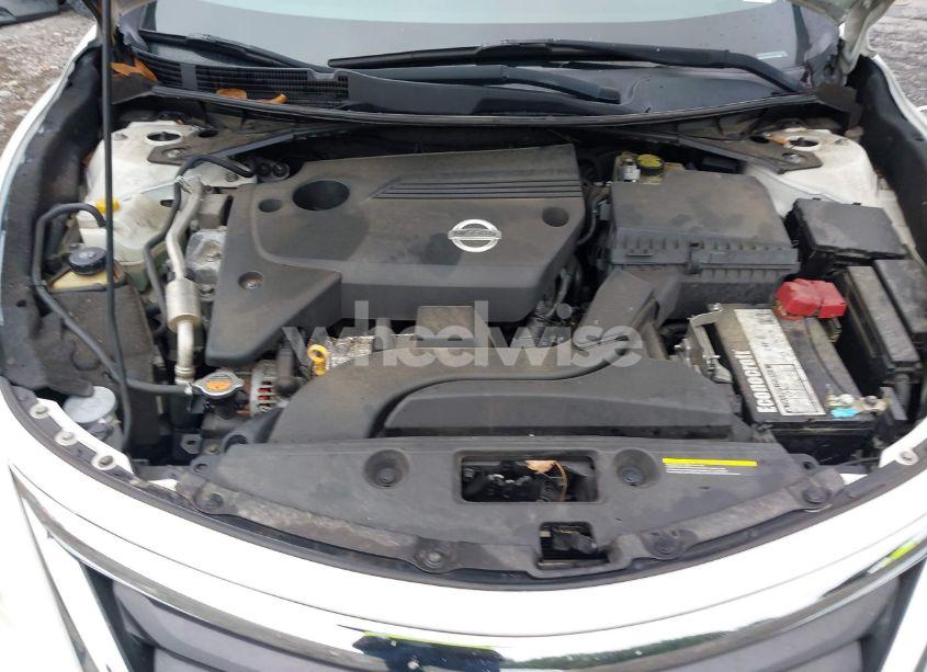 Photo 10 of 2015 Nissan Altima 2.5 S (VIN 1N4AL3AP5FC177522)