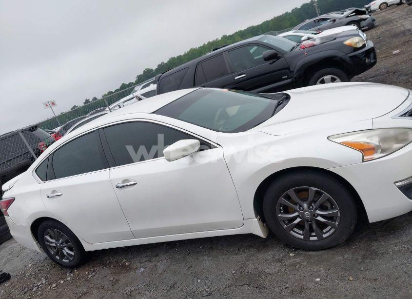Photo 13 of 2015 Nissan Altima 2.5 S (VIN 1N4AL3AP5FC177522)
