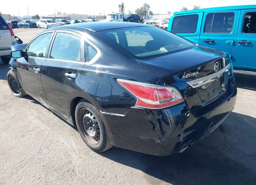 Photo 3 of 2015 Nissan Altima 2.5 S (VIN 1N4AL3AP5FC181733)