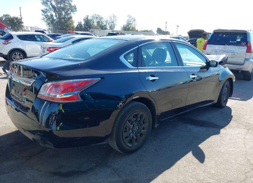 Photo 4 of 2015 Nissan Altima 2.5 S (VIN 1N4AL3AP5FC181733)
