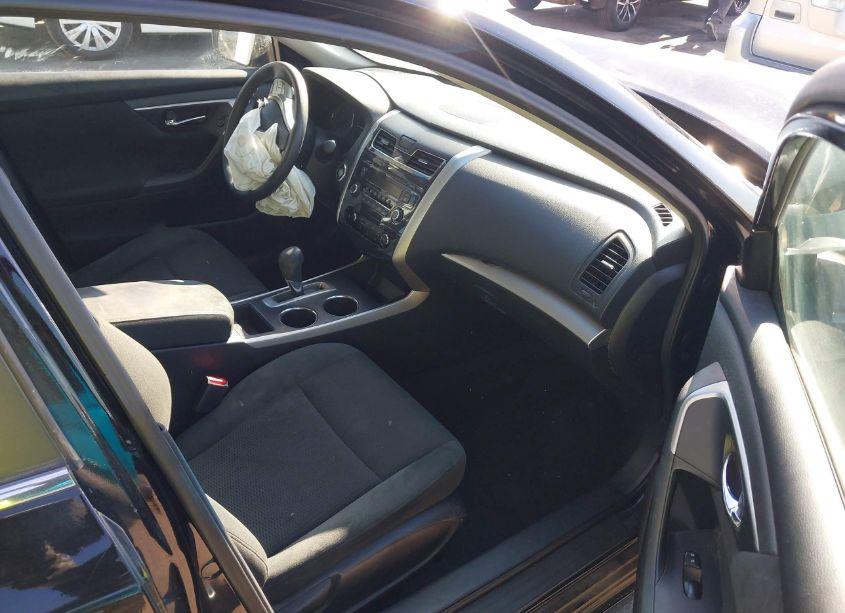 Photo 5 of 2015 Nissan Altima 2.5 S (VIN 1N4AL3AP5FC181733)