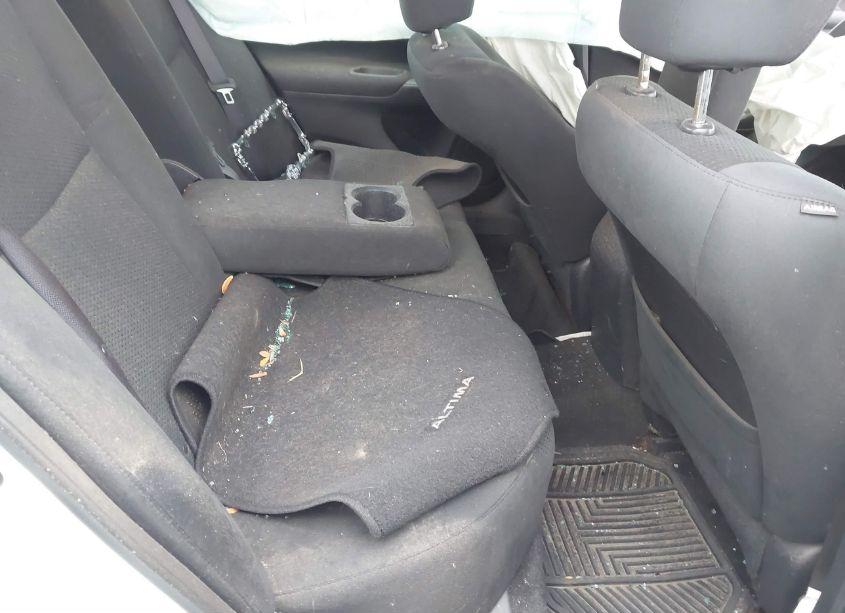 Photo 8 of 2015 Nissan Altima 2.5 S (VIN 1N4AL3AP5FC181974)