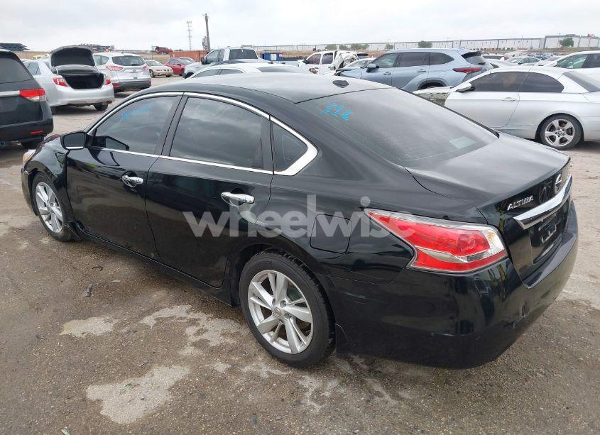Photo 3 of 2015 Nissan Altima 2.5 SV (VIN 1N4AL3AP5FC189105)