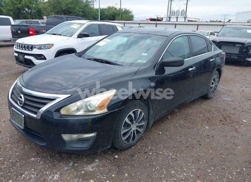 Photo 2 of 2015 Nissan Altima 2.5 S (VIN 1N4AL3AP5FC193137)