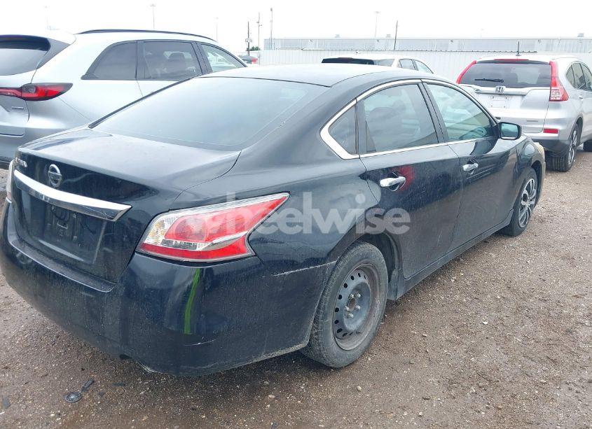 Photo 4 of 2015 Nissan Altima 2.5 S (VIN 1N4AL3AP5FC193137)