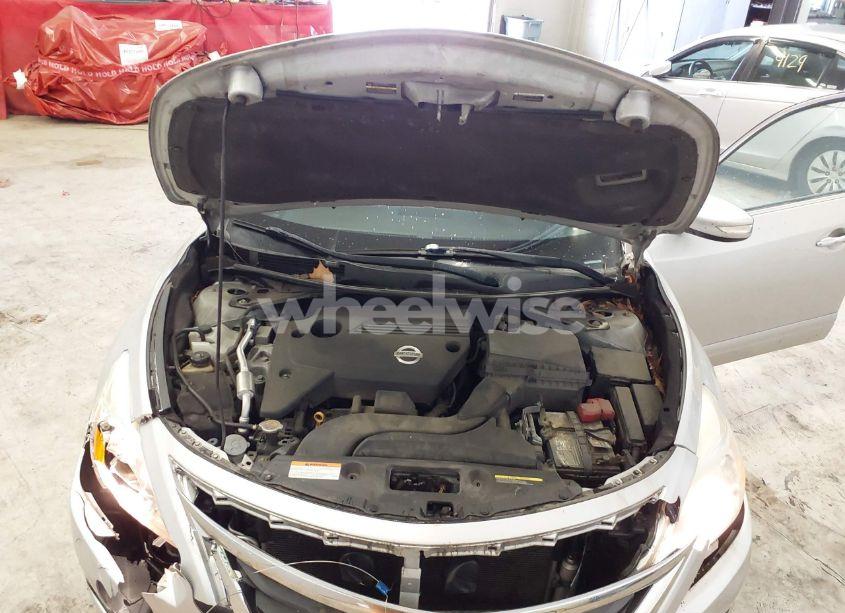Photo 10 of 2015 Nissan Altima 2.5 SV (VIN 1N4AL3AP5FC202659)