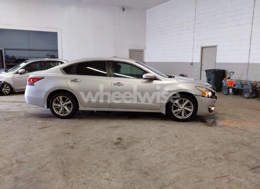 Photo 13 of 2015 Nissan Altima 2.5 SV (VIN 1N4AL3AP5FC202659)