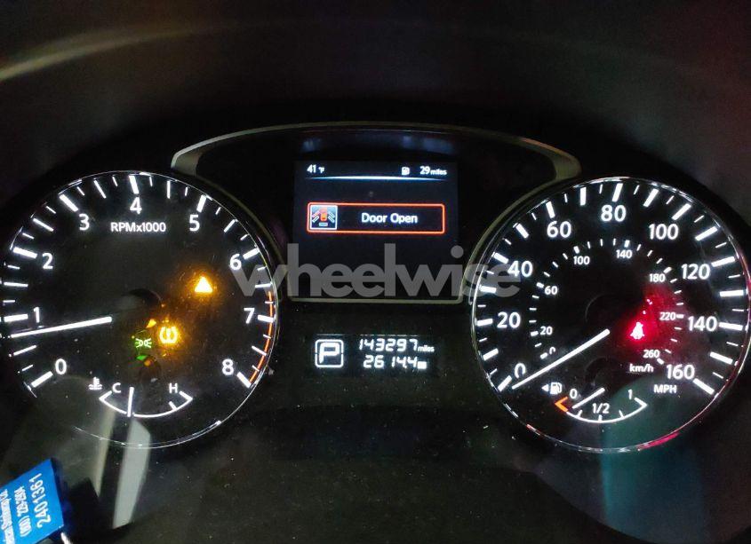 Photo 7 of 2015 Nissan Altima 2.5 SV (VIN 1N4AL3AP5FC202659)