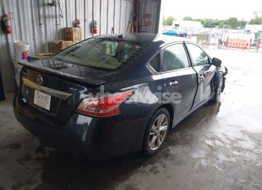 Photo 4 of 2015 Nissan Altima 2.5 SV (VIN 1N4AL3AP5FC206226)
