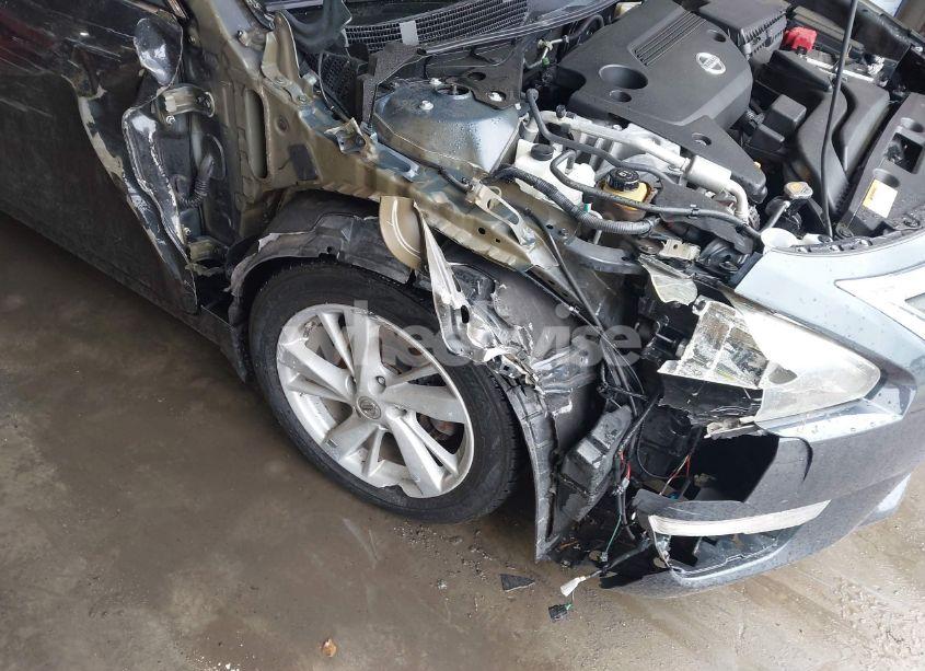 Photo 6 of 2015 Nissan Altima 2.5 SV (VIN 1N4AL3AP5FC206226)