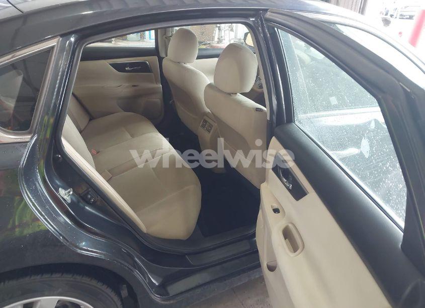 Photo 8 of 2015 Nissan Altima 2.5 SV (VIN 1N4AL3AP5FC206226)