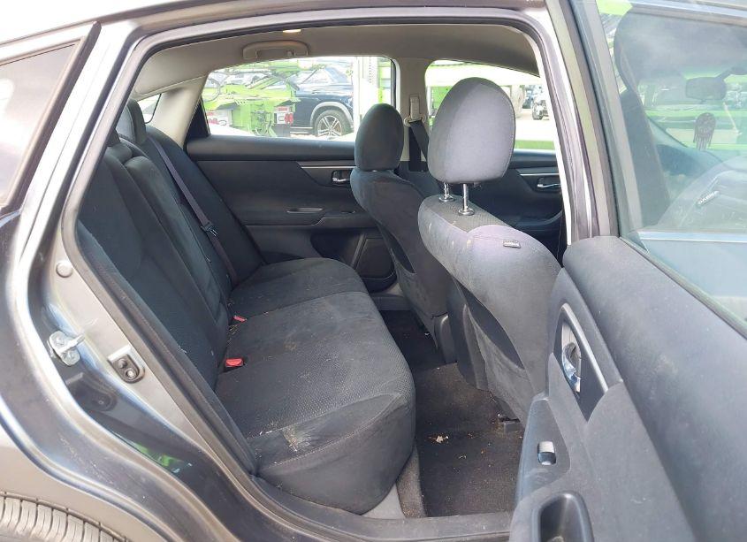 Photo 8 of 2015 Nissan Altima 2.5 SV (VIN 1N4AL3AP5FC213189)