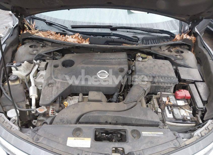 Photo 10 of 2015 Nissan Altima 2.5 SV (VIN 1N4AL3AP5FC218778)