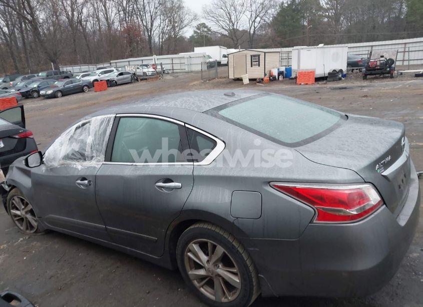 Photo 14 of 2015 Nissan Altima 2.5 SV (VIN 1N4AL3AP5FC218778)