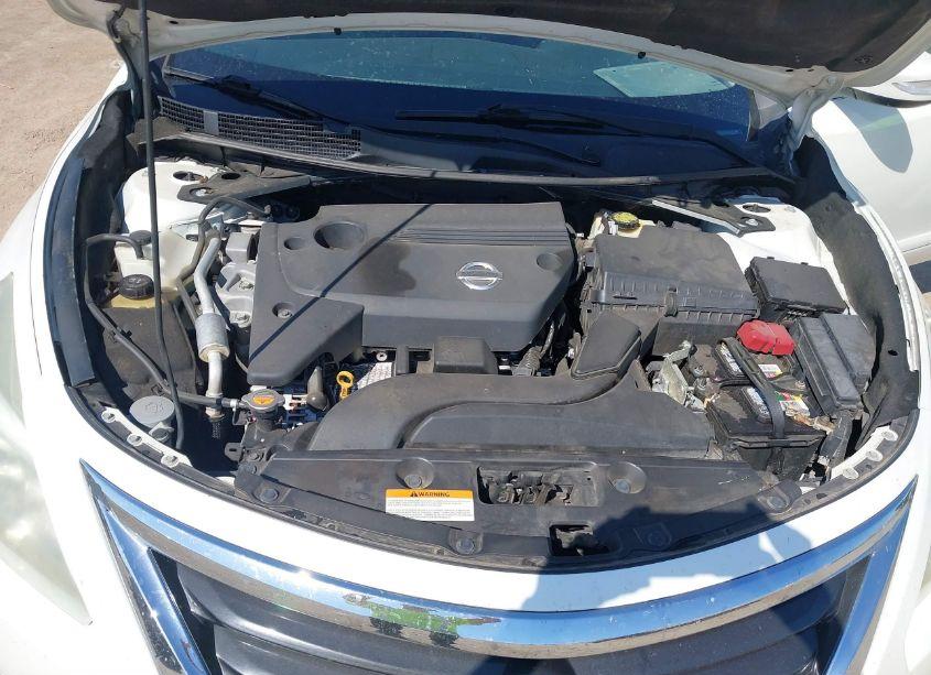 Photo 10 of 2015 Nissan Altima 2.5 SV (VIN 1N4AL3AP5FC219364)