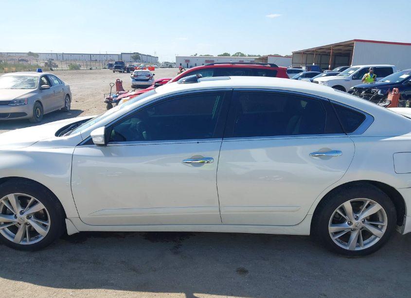 Photo 13 of 2015 Nissan Altima 2.5 SV (VIN 1N4AL3AP5FC219364)