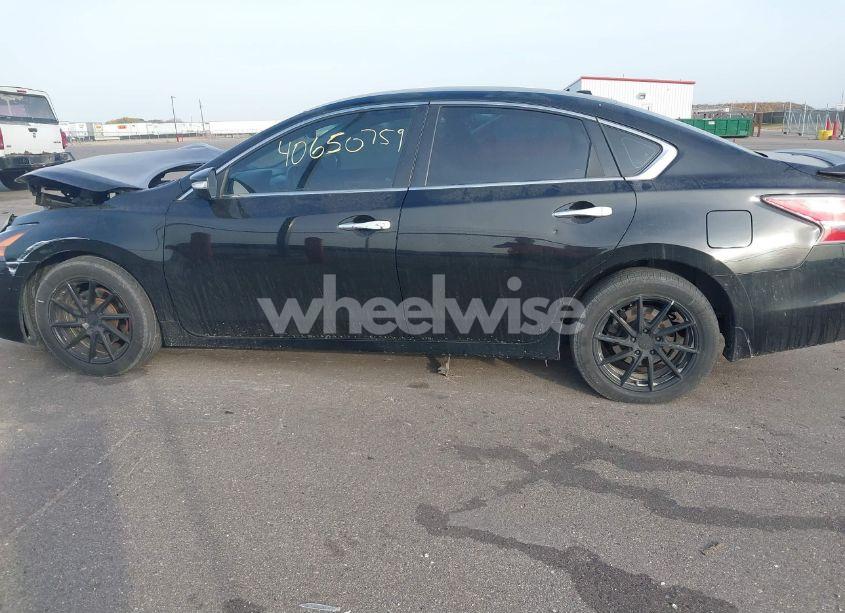 Photo 14 of 2015 Nissan Altima 2.5 SL (VIN 1N4AL3AP5FC225410)
