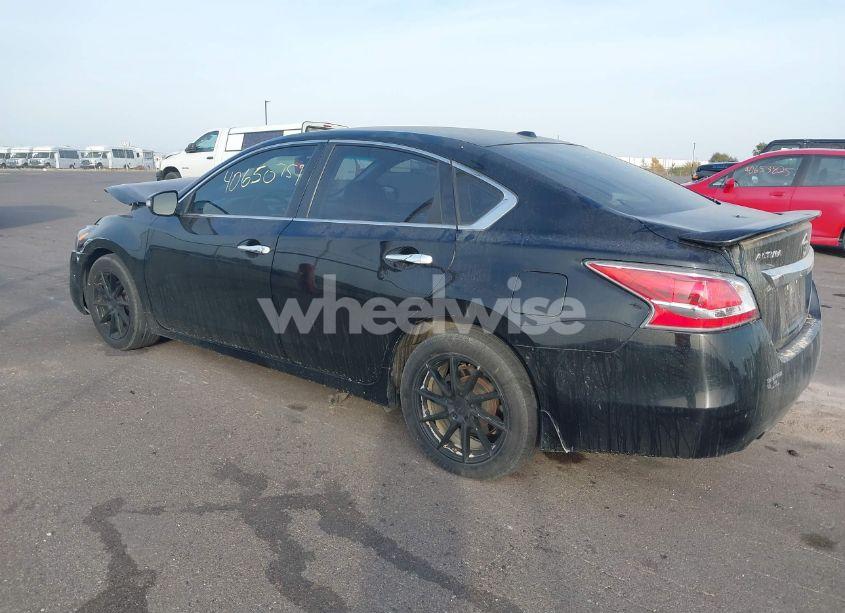 Photo 3 of 2015 Nissan Altima 2.5 SL (VIN 1N4AL3AP5FC225410)