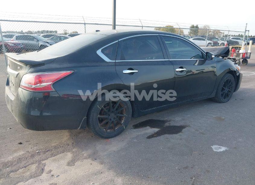 Photo 4 of 2015 Nissan Altima 2.5 SL (VIN 1N4AL3AP5FC225410)