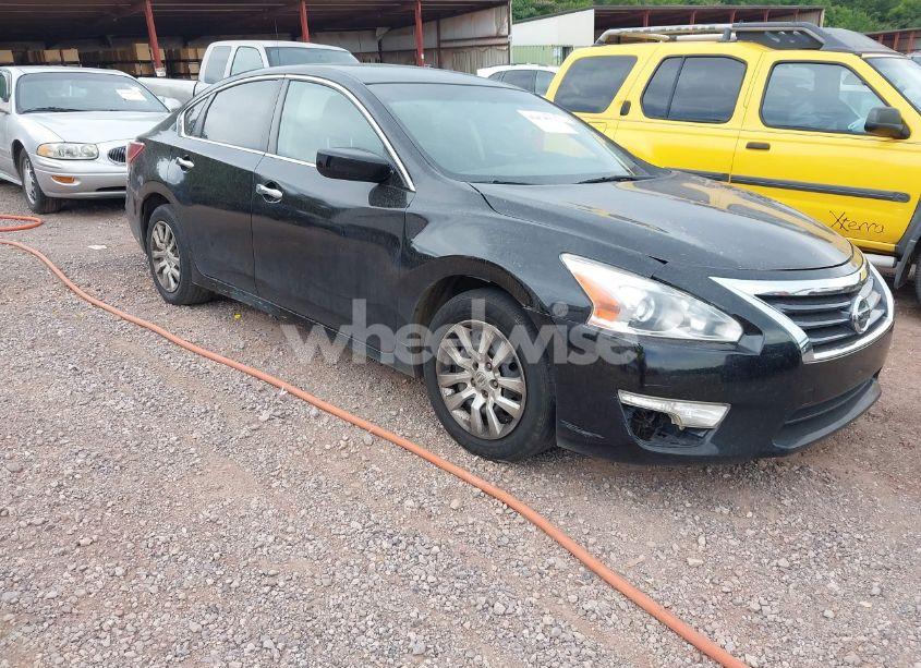 2015 Nissan Altima 2.5/2.5 S/2.5 SL/2.5 SV (VIN 1N4AL3AP5FC236861) main photo