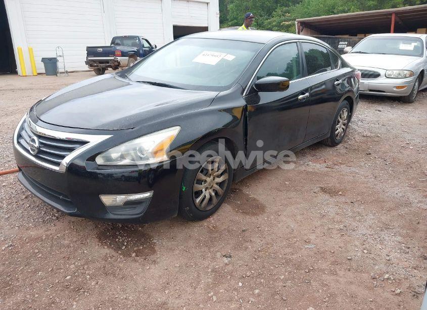 Photo 2 of 2015 Nissan Altima 2.5/2.5 S/2.5 SL/2.5 SV (VIN 1N4AL3AP5FC236861)