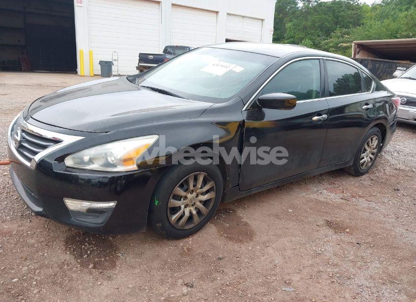 Photo 6 of 2015 Nissan Altima 2.5/2.5 S/2.5 SL/2.5 SV (VIN 1N4AL3AP5FC236861)