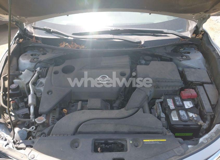 Photo 10 of 2015 Nissan Altima 2.5/2.5 S/2.5 SL/2.5 SV (VIN 1N4AL3AP5FC238075)