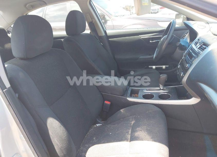 Photo 5 of 2015 Nissan Altima 2.5/2.5 S/2.5 SL/2.5 SV (VIN 1N4AL3AP5FC238075)