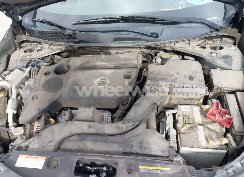 Photo 10 of 2015 Nissan Altima 2.5 SV (VIN 1N4AL3AP5FC244104)