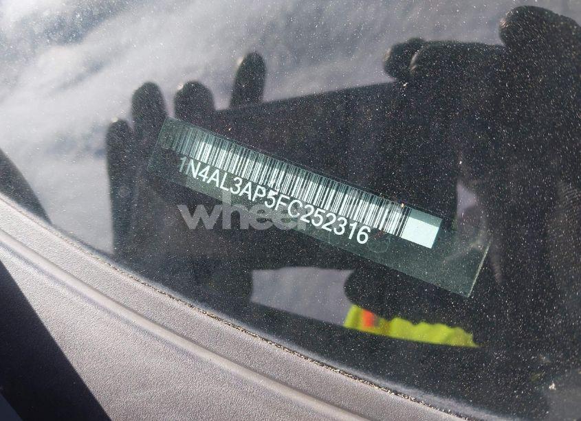 Photo 9 of 2015 Nissan Altima 2.5 SL (VIN 1N4AL3AP5FC252316)