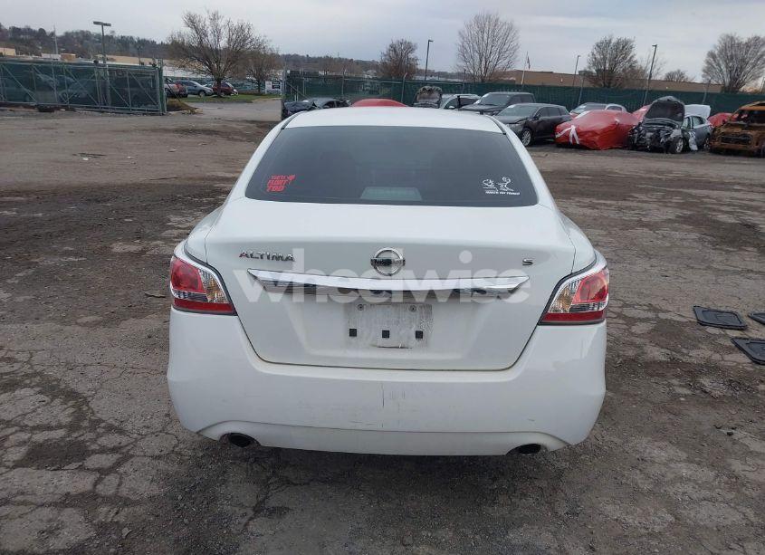 Photo 15 of 2015 Nissan Altima (VIN 1N4AL3AP5FC253241)