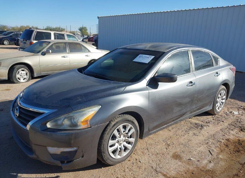 Photo 2 of 2015 Nissan Altima 2.5/2.5 S/2.5 SL/2.5 SV (VIN 1N4AL3AP5FC261128)