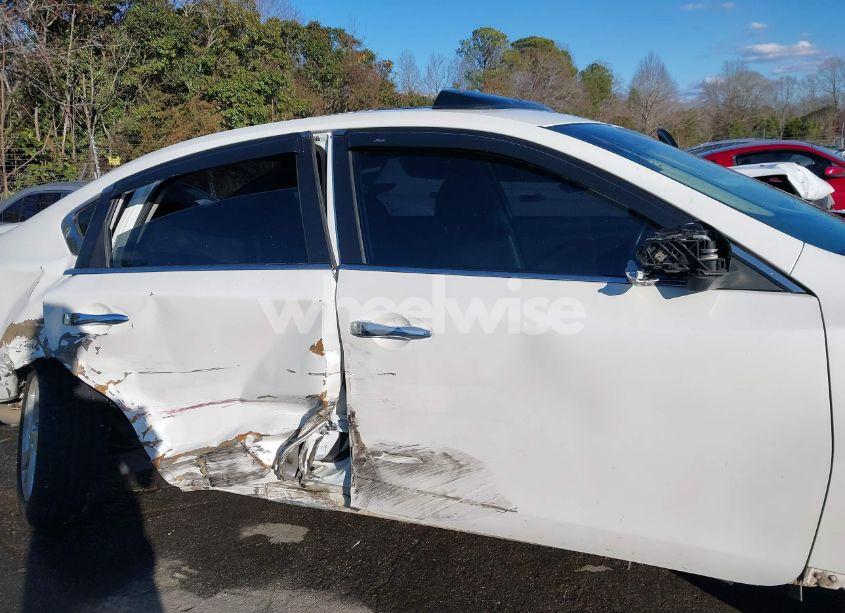 Photo 13 of 2015 Nissan Altima 2.5 SV (VIN 1N4AL3AP5FC275935)