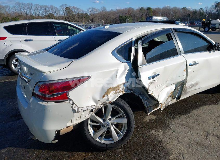 Photo 6 of 2015 Nissan Altima 2.5 SV (VIN 1N4AL3AP5FC275935)