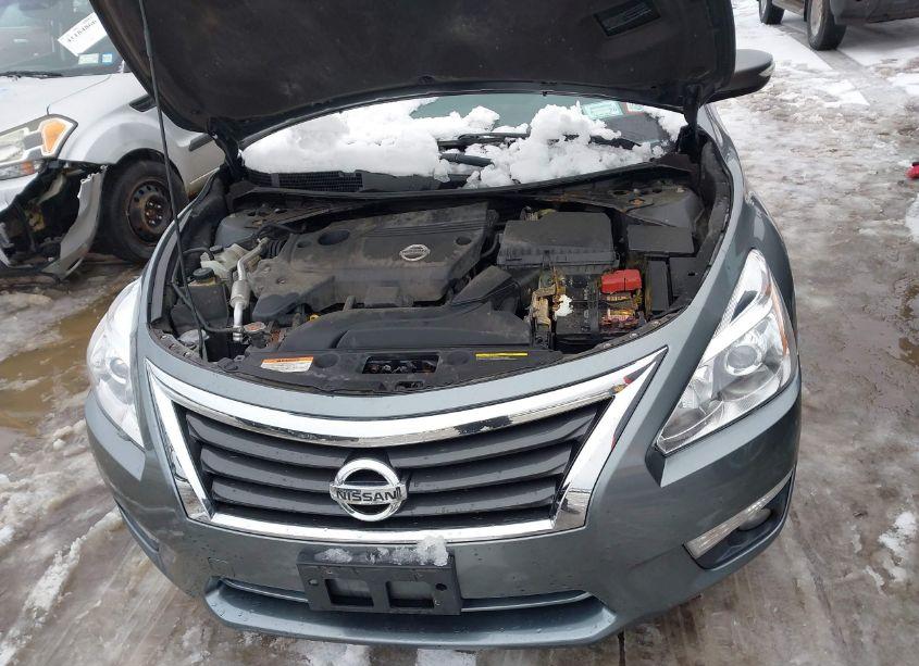 Photo 10 of 2015 Nissan Altima 2.5 SV (VIN 1N4AL3AP5FC278852)