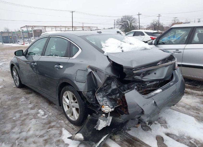 Photo 3 of 2015 Nissan Altima 2.5 SV (VIN 1N4AL3AP5FC278852)