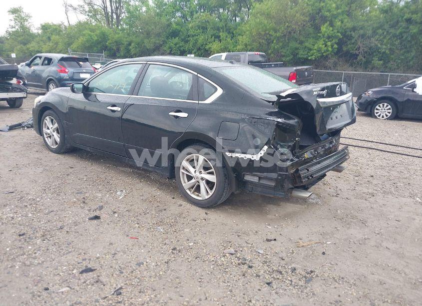 Photo 3 of 2015 Nissan Altima 2.5 SV (VIN 1N4AL3AP5FC281704)