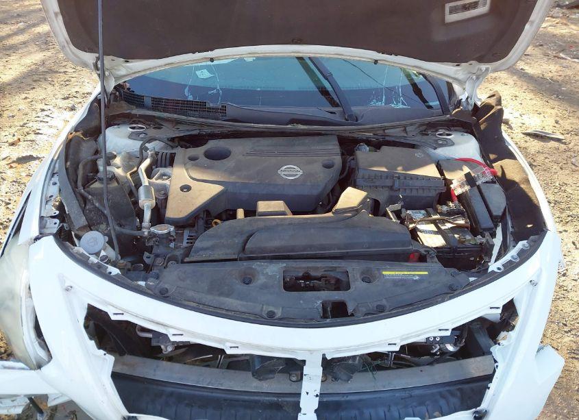 Photo 10 of 2015 Nissan Altima 2.5 S (VIN 1N4AL3AP5FC284330)